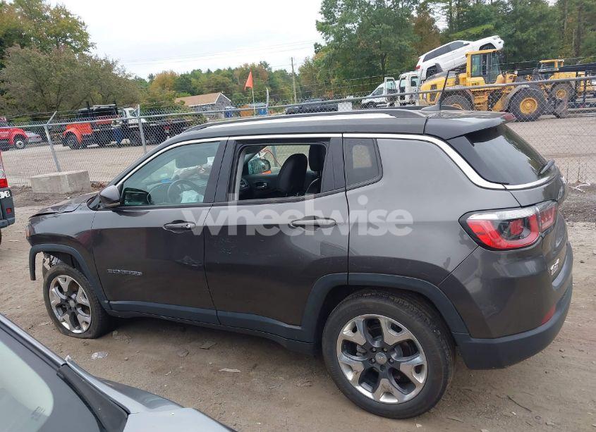 Photo 15 of 2019 Jeep Compass LIMITED 4X4 (VIN 3C4NJDCB5KT741158)