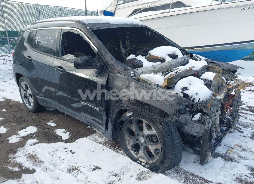 2019 Jeep Compass LIMITED 4X4 (VIN 3C4NJDCB5KT787587) main photo