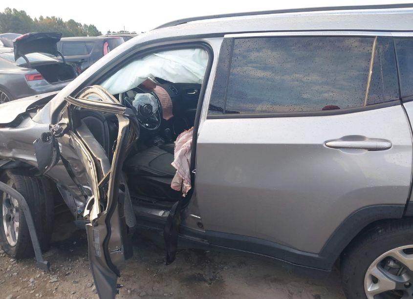 Photo 14 of 2021 Jeep Compass LIMITED 4X4 (VIN 3C4NJDCB5MT512241)