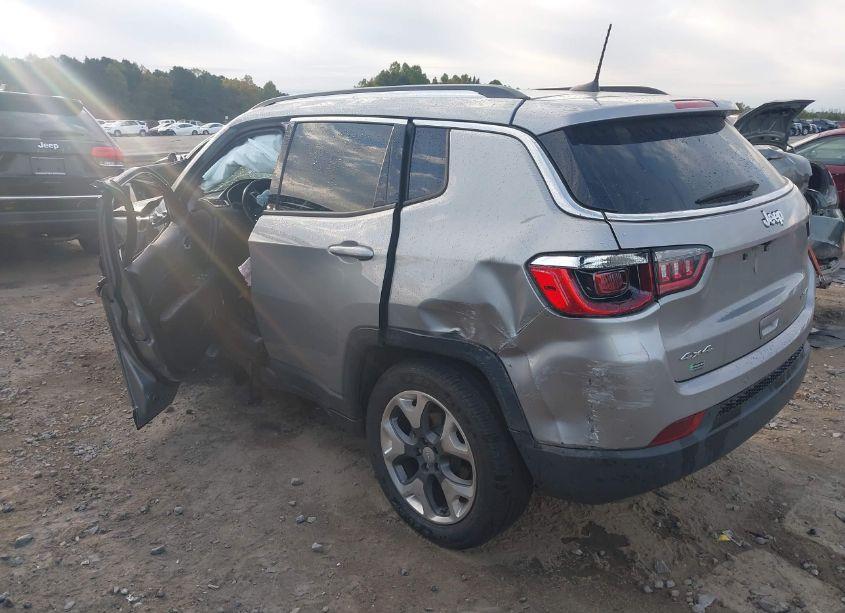 Photo 3 of 2021 Jeep Compass LIMITED 4X4 (VIN 3C4NJDCB5MT512241)