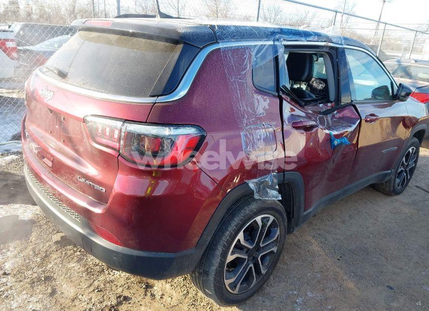 Photo 4 of 2022 Jeep Compass LIMITED 4X4 (VIN 3C4NJDCB5NT113718)