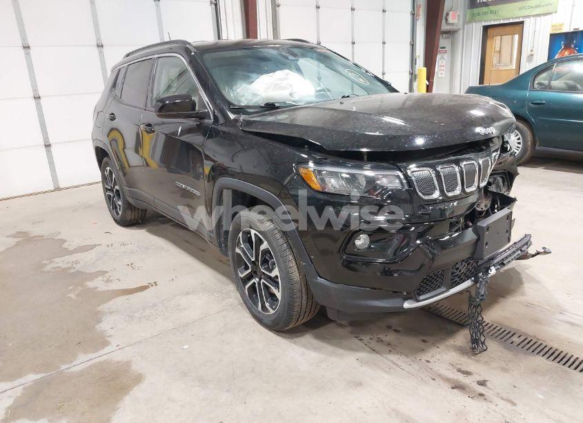 2022 Jeep Compass LIMITED 4X4 (VIN 3C4NJDCB5NT223989) main photo