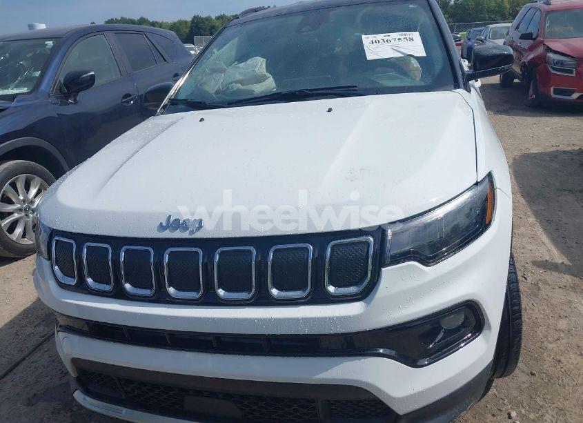 Photo 12 of 2022 Jeep Compass LIMITED 4X4 (VIN 3C4NJDCB5NT232353)