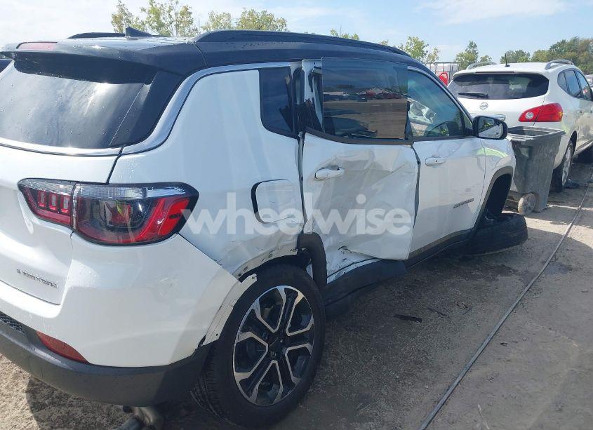 Photo 6 of 2022 Jeep Compass LIMITED 4X4 (VIN 3C4NJDCB5NT232353)