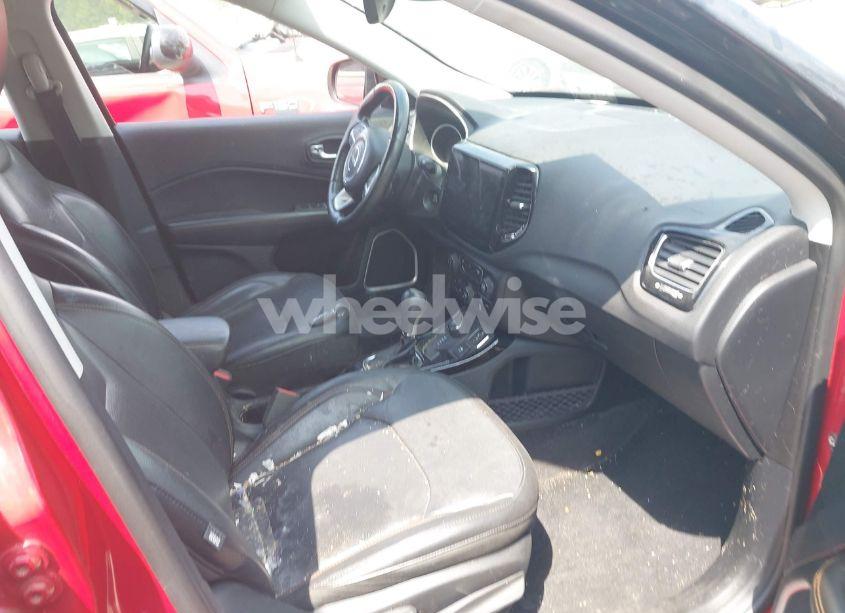 Photo 5 of 2018 Jeep Compass LIMITED 4X4 (VIN 3C4NJDCB6JT254453)