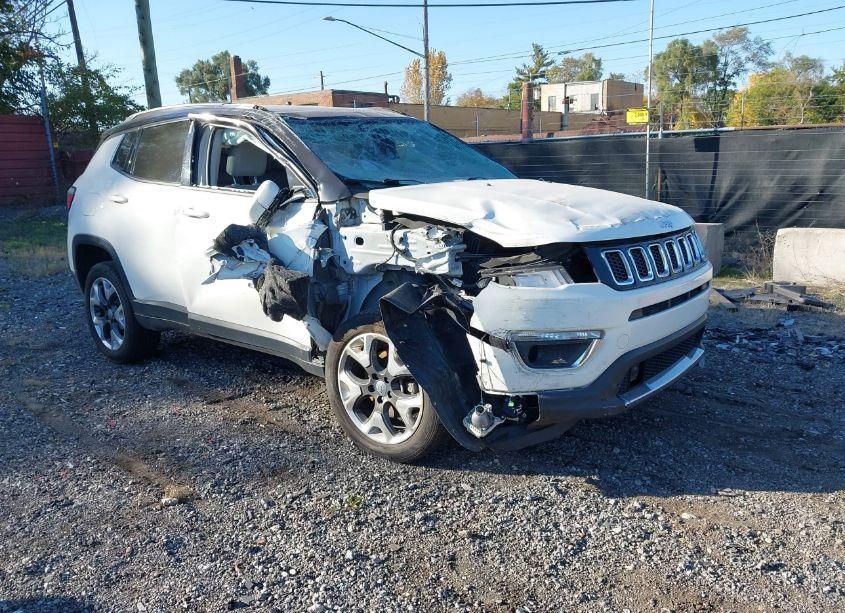 2018 Jeep Compass LIMITED 4X4 (VIN 3C4NJDCB6JT354326) main photo