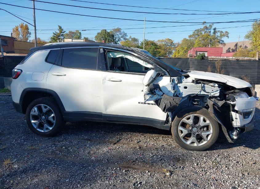 Photo 13 of 2018 Jeep Compass LIMITED 4X4 (VIN 3C4NJDCB6JT354326)