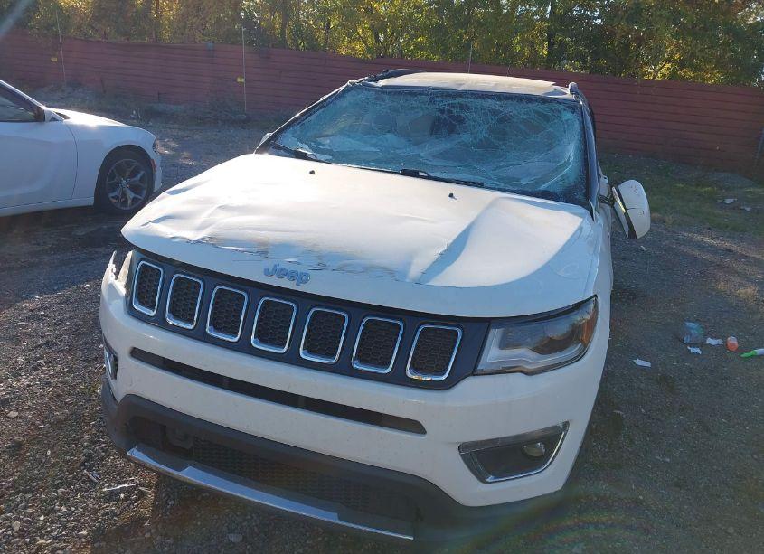 Photo 6 of 2018 Jeep Compass LIMITED 4X4 (VIN 3C4NJDCB6JT354326)