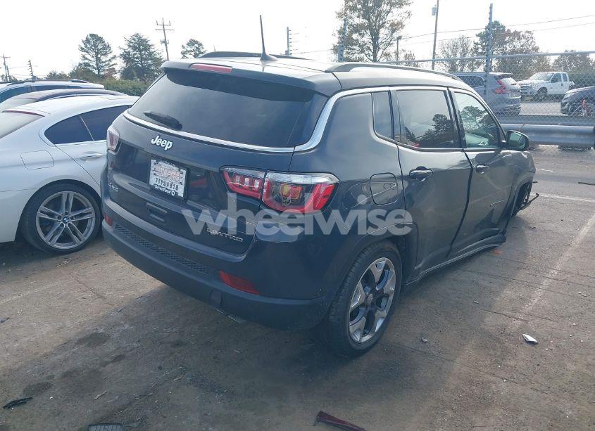 Photo 4 of 2018 Jeep Compass LIMITED 4X4 (VIN 3C4NJDCB6JT400317)