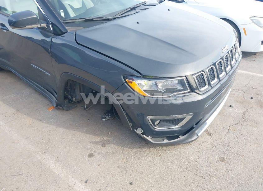 Photo 6 of 2018 Jeep Compass LIMITED 4X4 (VIN 3C4NJDCB6JT400317)