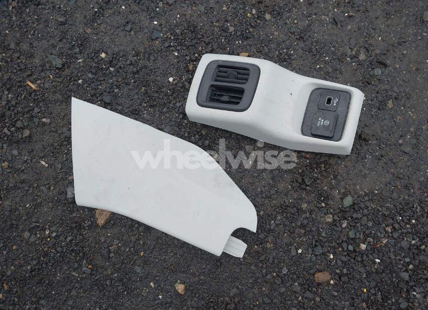 Photo 11 of 2020 Jeep Compass LIMITED 4X4 (VIN 3C4NJDCB6LT142612)