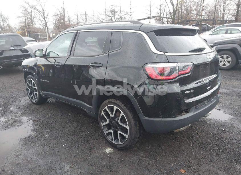 Photo 3 of 2020 Jeep Compass LIMITED 4X4 (VIN 3C4NJDCB6LT142612)