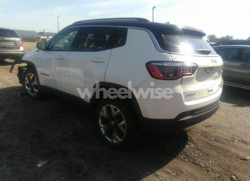 Photo 3 of 2020 Jeep Compass LIMITED 4X4 (VIN 3C4NJDCB6LT234125)