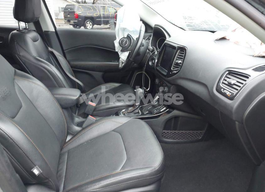 Photo 5 of 2021 Jeep Compass LIMITED 4X4 (VIN 3C4NJDCB6MT570147)