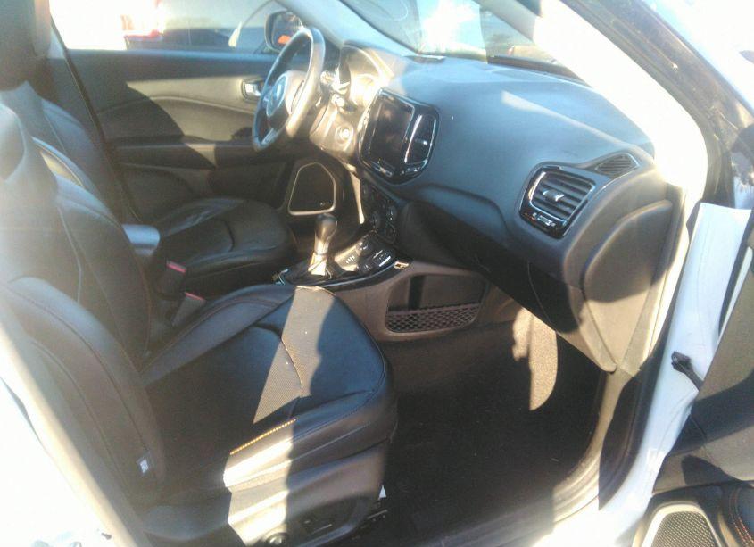 Photo 5 of 2021 Jeep Compass LIMITED 4X4 (VIN 3C4NJDCB6MT603454)