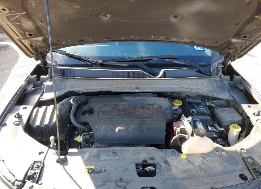 Photo 10 of 2022 Jeep Compass LIMITED 4X4 (VIN 3C4NJDCB6NT211513)