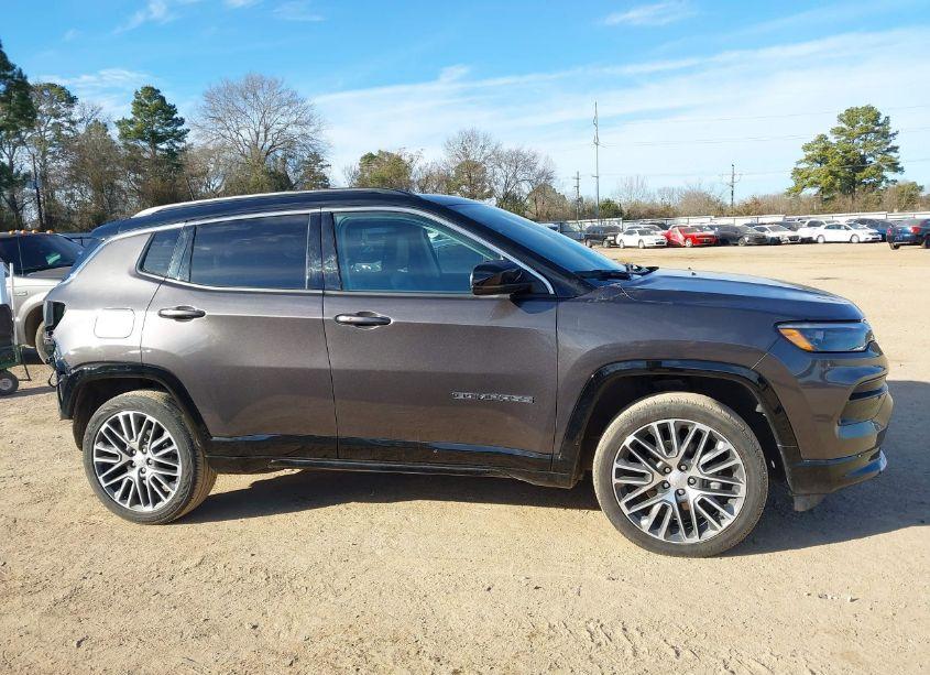 Photo 14 of 2022 Jeep Compass LIMITED 4X4 (VIN 3C4NJDCB6NT211513)