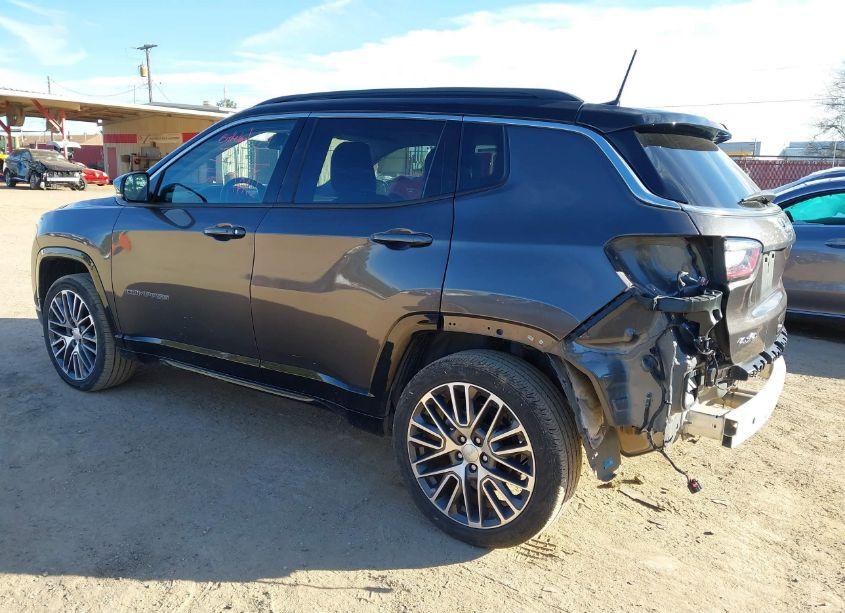 Photo 3 of 2022 Jeep Compass LIMITED 4X4 (VIN 3C4NJDCB6NT211513)