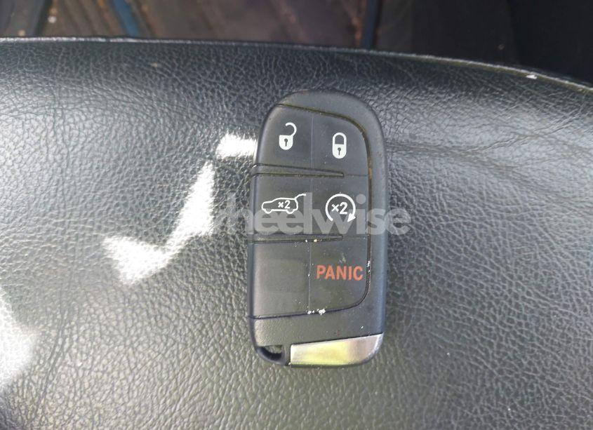 Photo 11 of 2018 Jeep Compass LIMITED 4X4 (VIN 3C4NJDCB7JT210770)