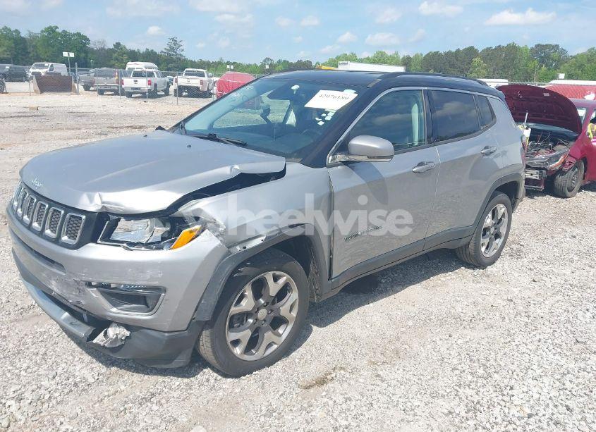 Photo 2 of 2018 Jeep Compass LIMITED 4X4 (VIN 3C4NJDCB7JT210770)