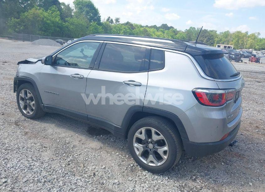 Photo 3 of 2018 Jeep Compass LIMITED 4X4 (VIN 3C4NJDCB7JT210770)