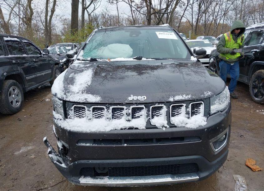 Photo 12 of 2018 Jeep Compass LIMITED 4X4 (VIN 3C4NJDCB7JT392633)
