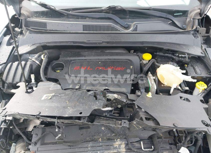 Photo 10 of 2018 Jeep Compass LIMITED 4X4 (VIN 3C4NJDCB7JT434475)