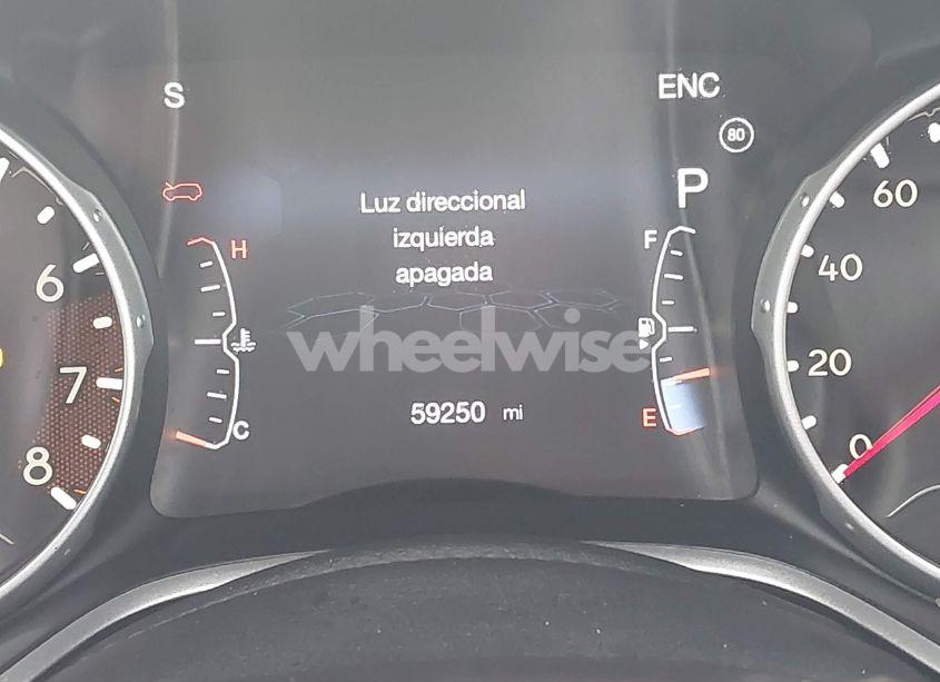 Photo 15 of 2018 Jeep Compass LIMITED 4X4 (VIN 3C4NJDCB7JT434475)
