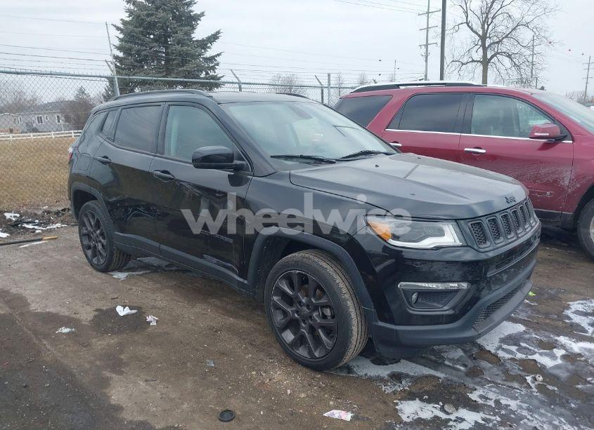 2019 Jeep Compass HIGH ALTITUDE 4X4 (VIN 3C4NJDCB7KT672828) main photo