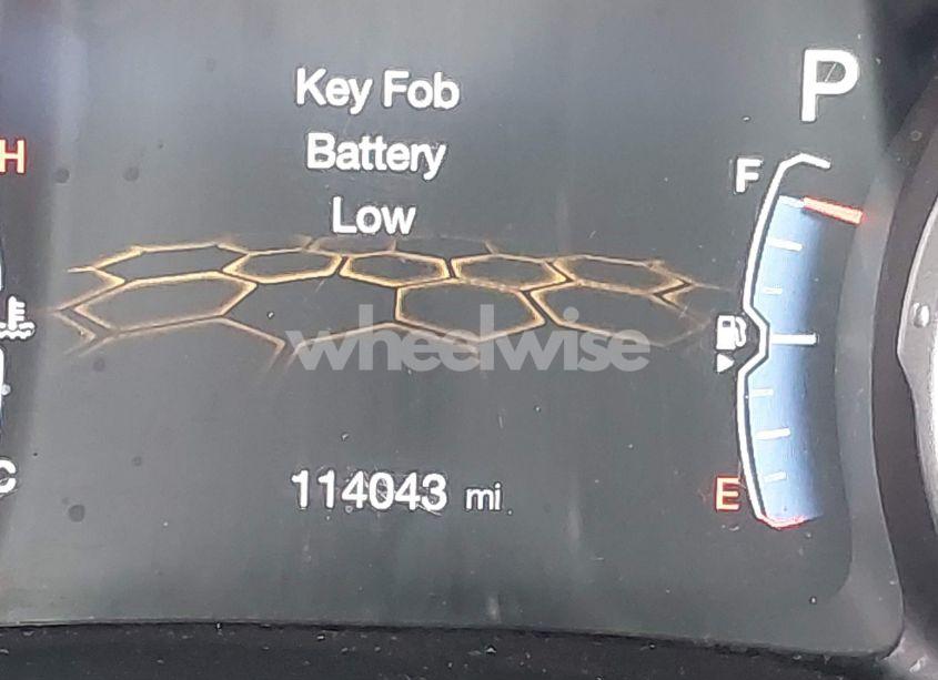 Photo 15 of 2019 Jeep Compass HIGH ALTITUDE 4X4 (VIN 3C4NJDCB7KT672828)