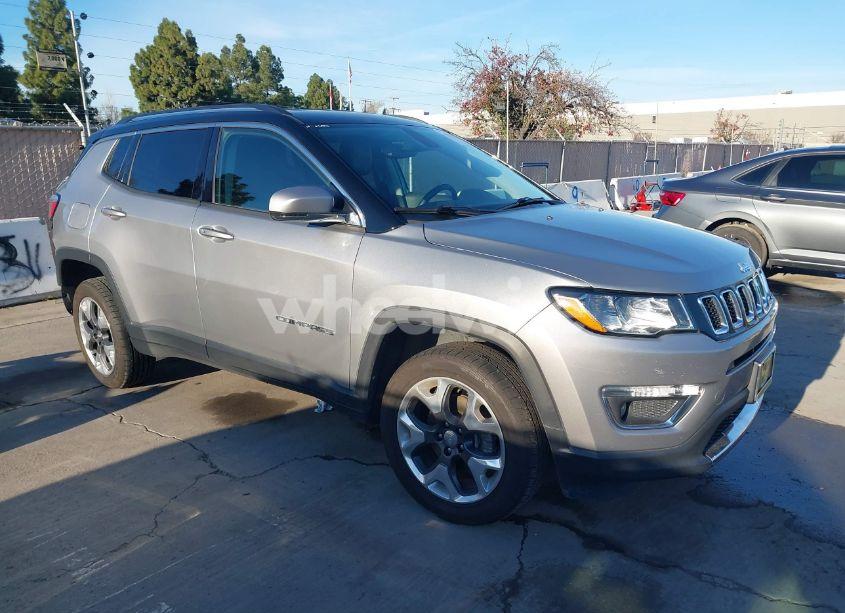 2019 Jeep Compass LIMITED 4X4 (VIN 3C4NJDCB7KT690830) main photo