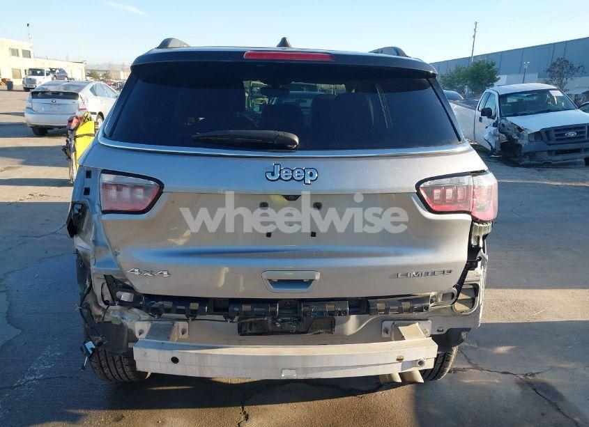 Photo 17 of 2019 Jeep Compass LIMITED 4X4 (VIN 3C4NJDCB7KT690830)