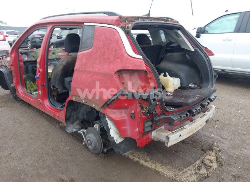 Photo 3 of 2019 Jeep Compass LIMITED 4X4 (VIN 3C4NJDCB7KT791012)