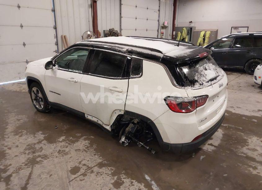 Photo 3 of 2020 Jeep Compass LIMITED 4X4 (VIN 3C4NJDCB7LT240631)