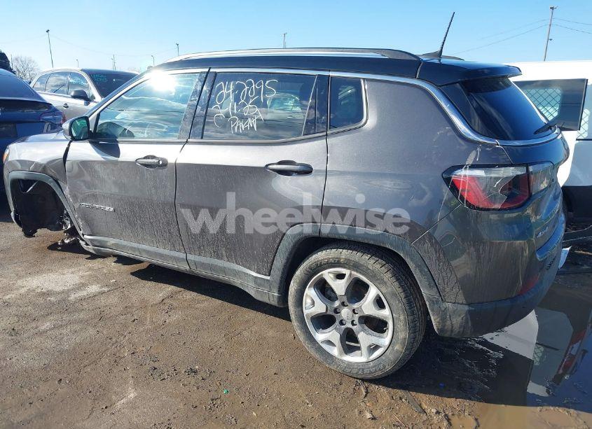 Photo 3 of 2021 Jeep Compass LIMITED 4X4 (VIN 3C4NJDCB7MT553969)