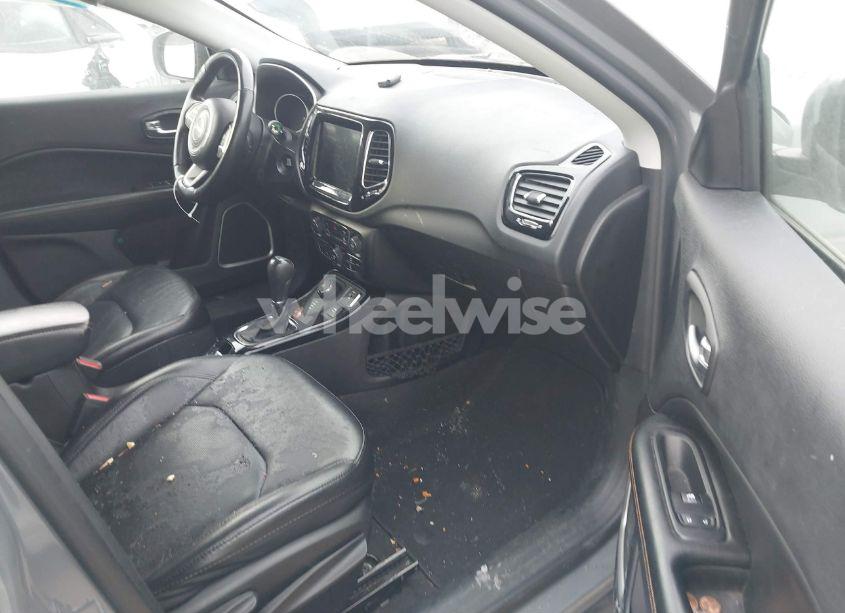 Photo 5 of 2021 Jeep Compass LIMITED 4X4 (VIN 3C4NJDCB7MT572800)