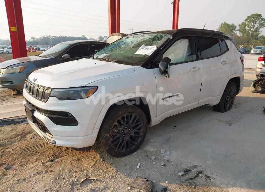 Photo 2 of 2022 Jeep Compass HIGH ALTITUDE 4X4 (VIN 3C4NJDCB7NT148194)