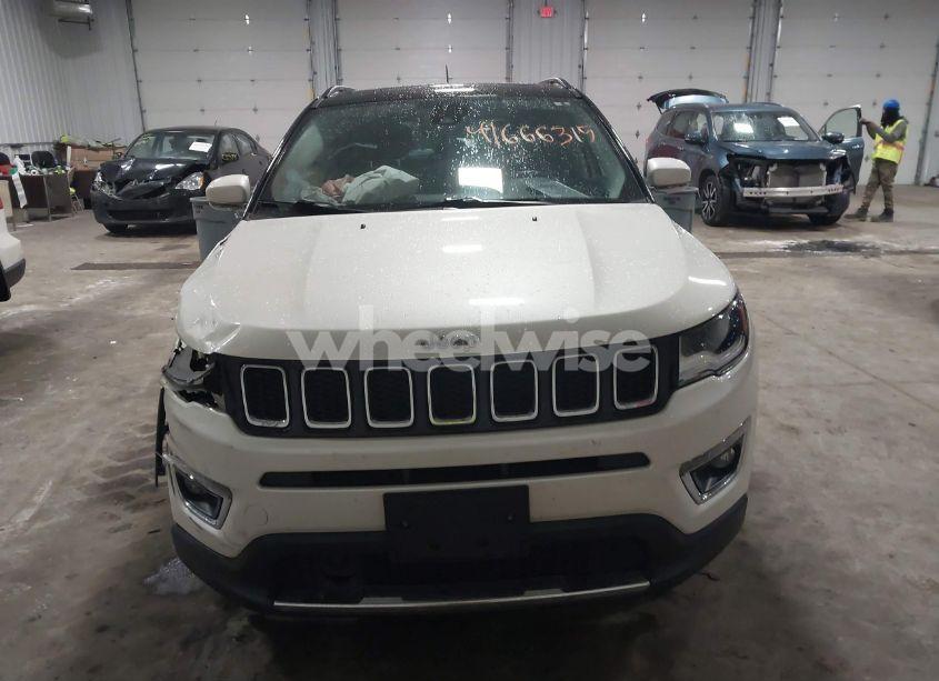 Photo 12 of 2018 Jeep Compass LIMITED 4X4 (VIN 3C4NJDCB8JT200801)