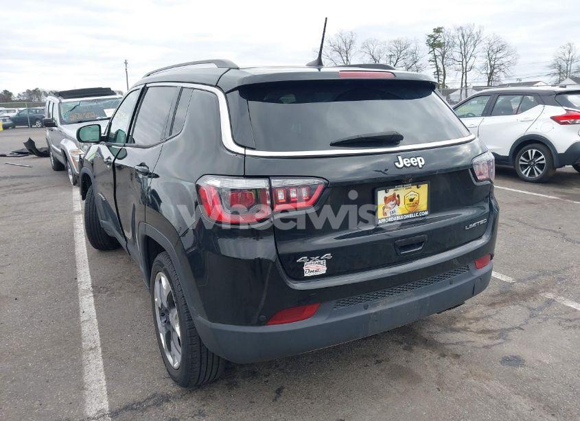Photo 3 of 2018 Jeep Compass LIMITED 4X4 (VIN 3C4NJDCB8JT307296)