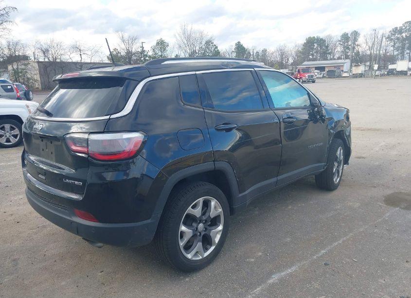 Photo 4 of 2018 Jeep Compass LIMITED 4X4 (VIN 3C4NJDCB8JT332828)