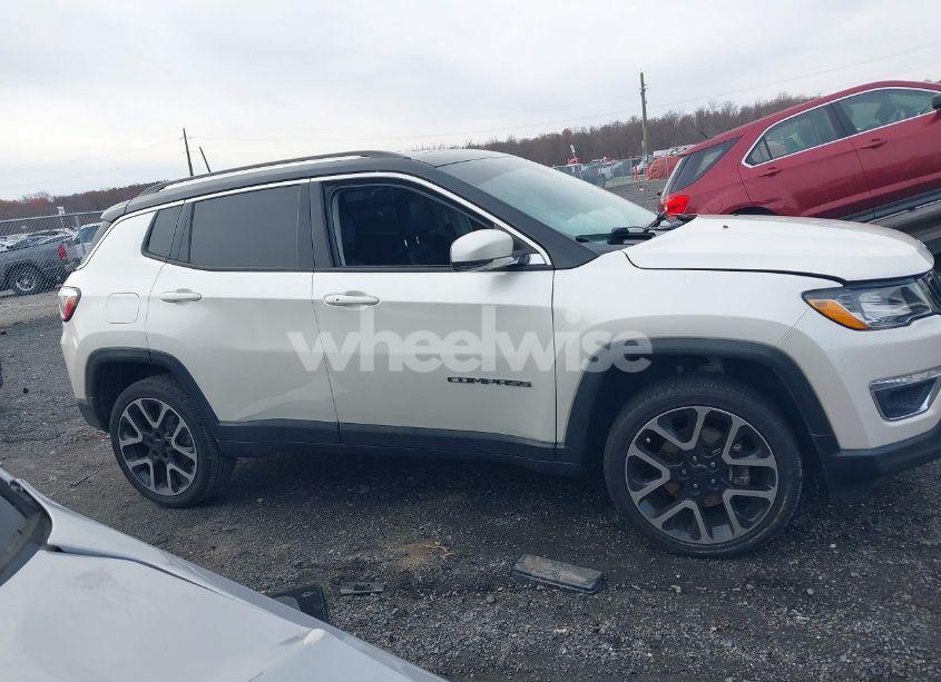 Photo 14 of 2018 Jeep Compass LIMITED 4X4 (VIN 3C4NJDCB8JT342727)