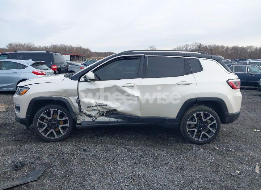 Photo 15 of 2018 Jeep Compass LIMITED 4X4 (VIN 3C4NJDCB8JT342727)