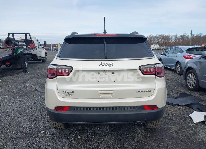 Photo 17 of 2018 Jeep Compass LIMITED 4X4 (VIN 3C4NJDCB8JT342727)