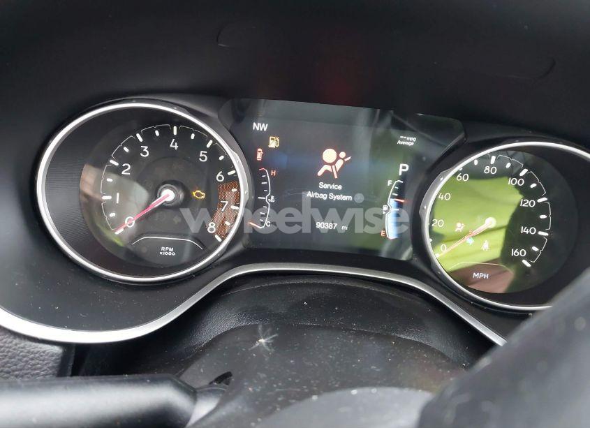 Photo 7 of 2018 Jeep Compass LIMITED 4X4 (VIN 3C4NJDCB8JT342727)