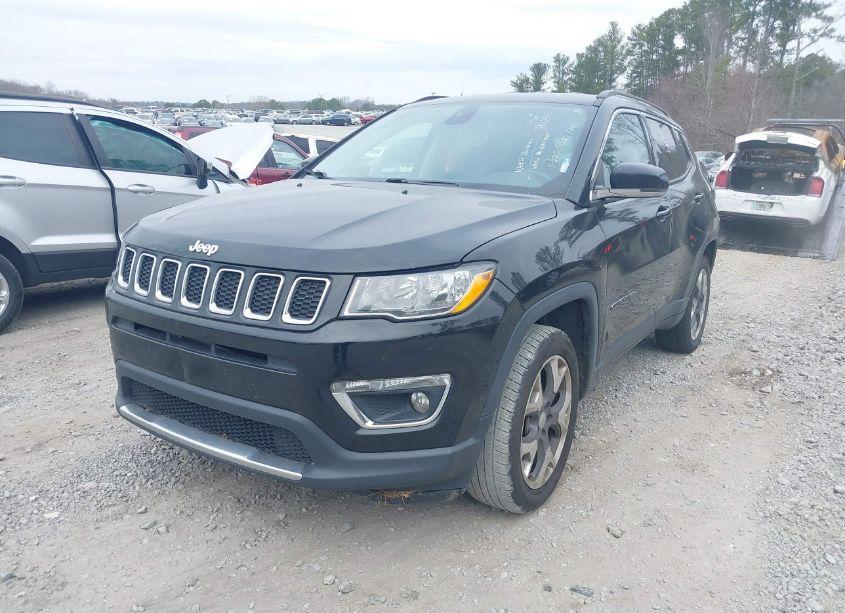Photo 2 of 2018 Jeep Compass LIMITED 4X4 (VIN 3C4NJDCB8JT456355)