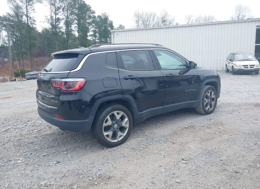 Photo 4 of 2018 Jeep Compass LIMITED 4X4 (VIN 3C4NJDCB8JT456355)
