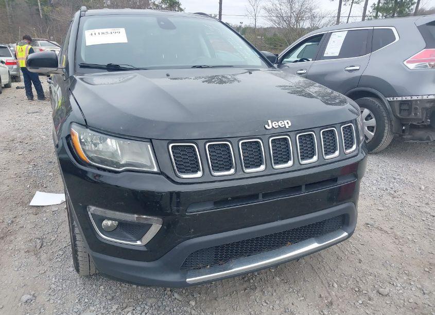 Photo 6 of 2018 Jeep Compass LIMITED 4X4 (VIN 3C4NJDCB8JT456355)