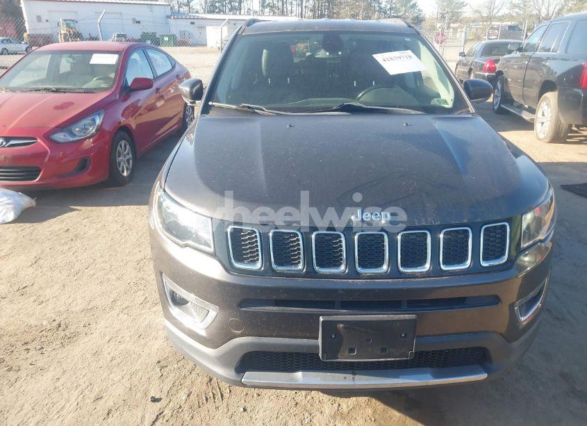Photo 6 of 2019 Jeep Compass LIMITED 4X4 (VIN 3C4NJDCB8KT619197)