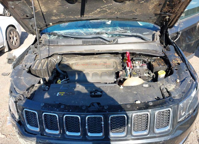 Photo 10 of 2019 Jeep Compass LIMITED 4X4 (VIN 3C4NJDCB8KT650787)