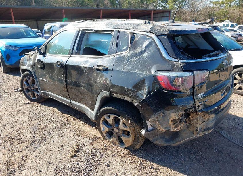 Photo 3 of 2019 Jeep Compass LIMITED 4X4 (VIN 3C4NJDCB8KT650787)